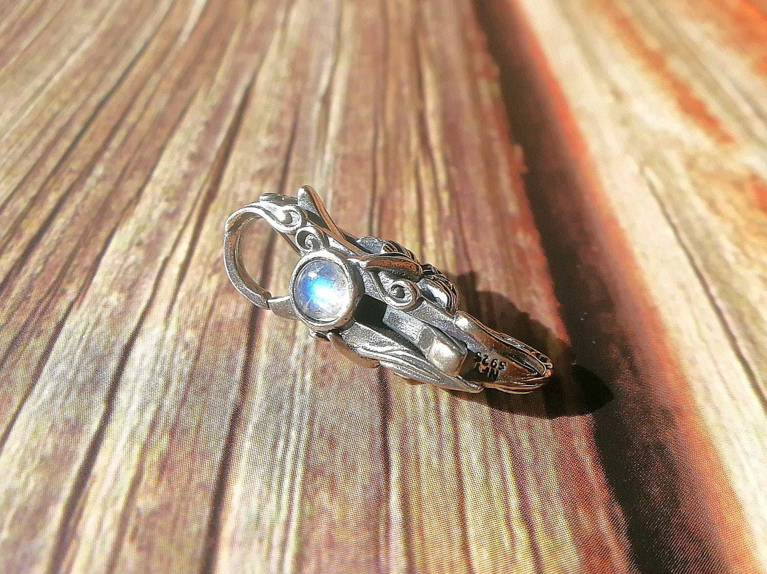 Pure Love Delight Lock - Moonstone